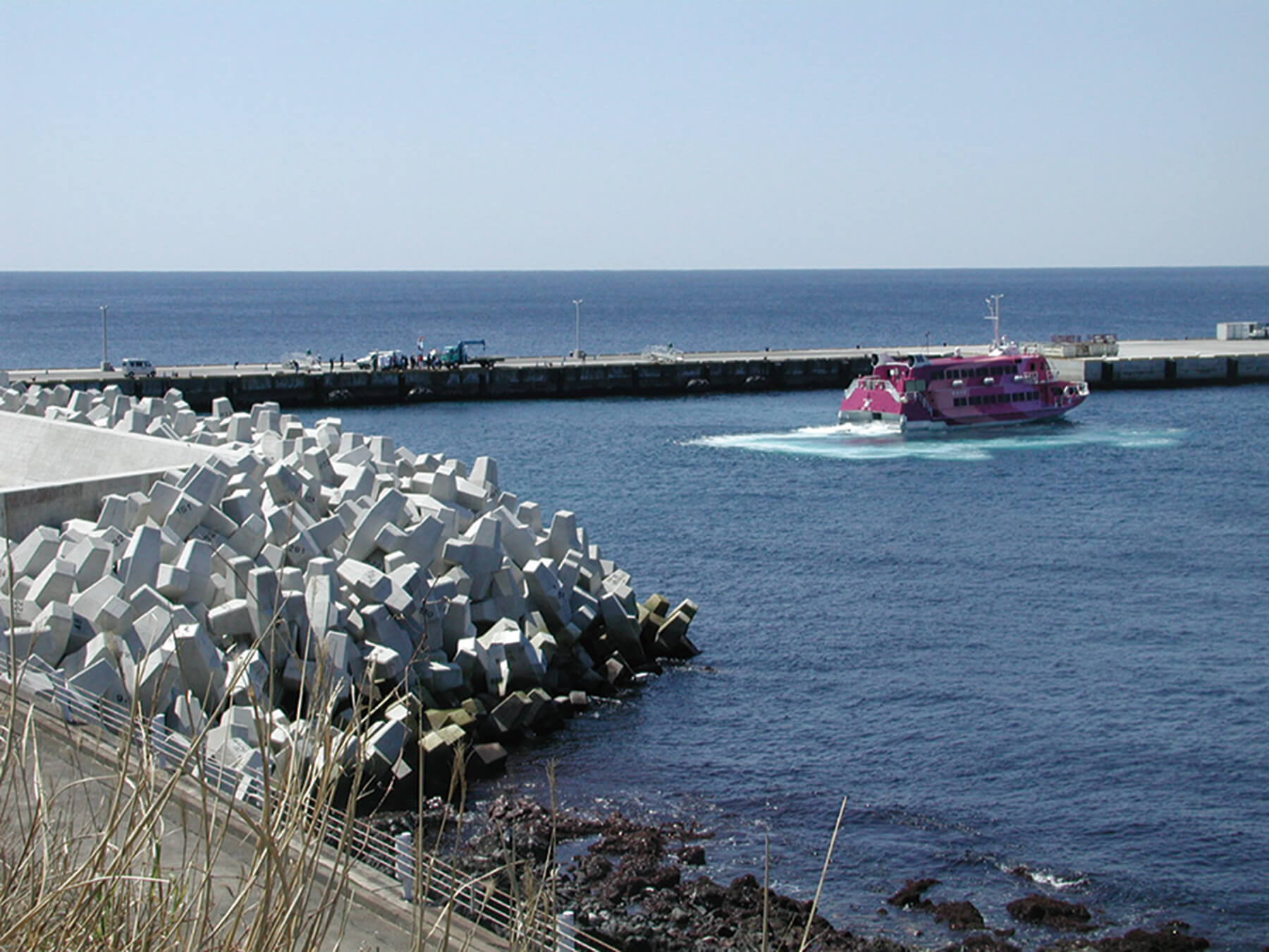 03 護岸消波 乱積：G-12t [東京都 大島元町港]