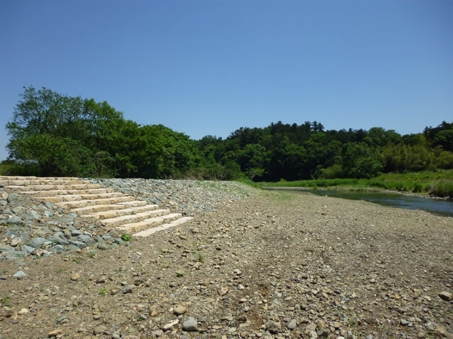 02 亀甲ストーンによる河川事例 [埼玉県 越辺川]